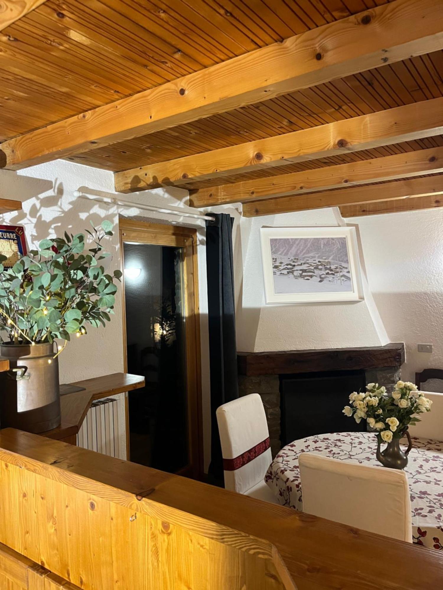 Blanc Le Duplex Apartment Courmayeur